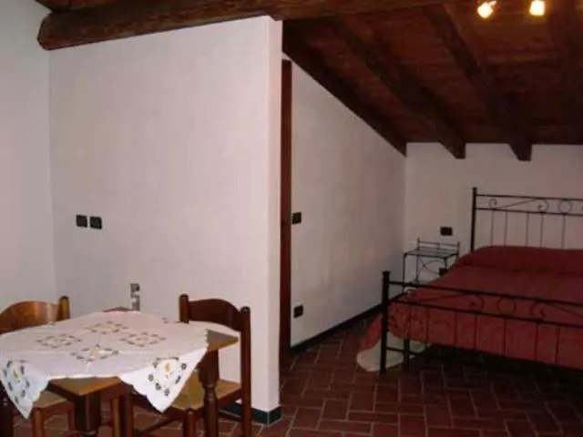 La Meridiana Casale Pignone Bed & Breakfast